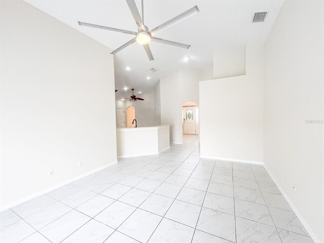 Building Photo - 3309 Verbena Ave