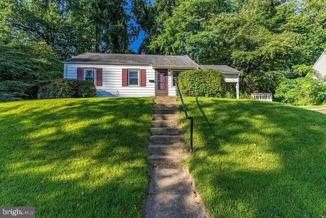 Primary Photo - 7713 Lunceford Ln