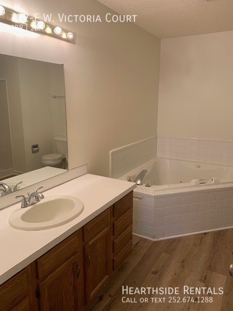 Building Photo - 2 Bed 2 Bath Condo in Willoughby Park