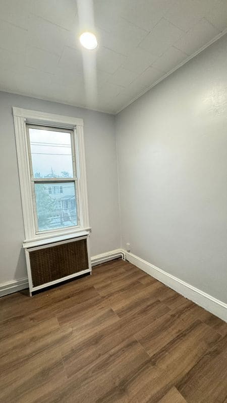 Building Photo - 25 E 18th St