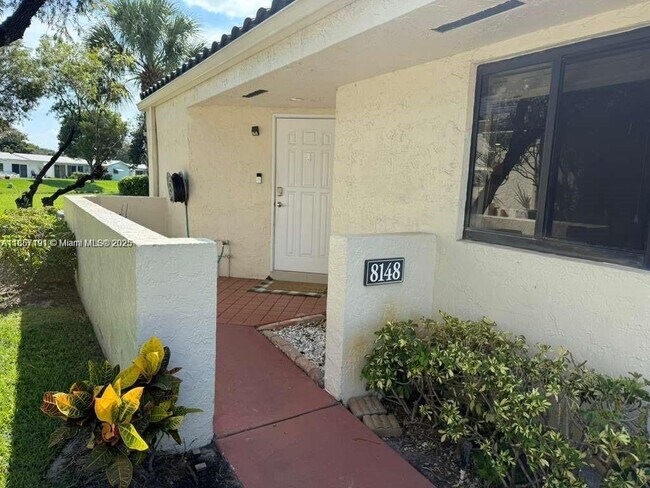 Building Photo - 8148 NW 17th Manor