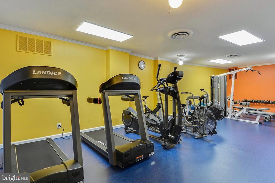 Fitness room - 9039 Sligo Creek Pky