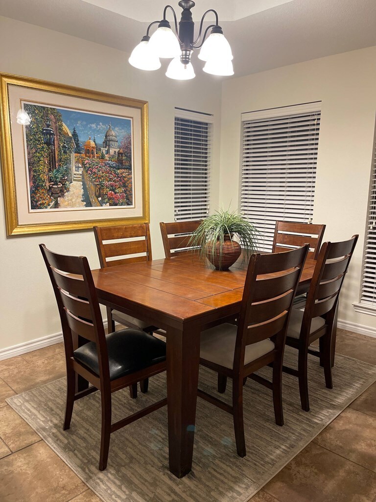 Building Photo - 33 Cibola Ct