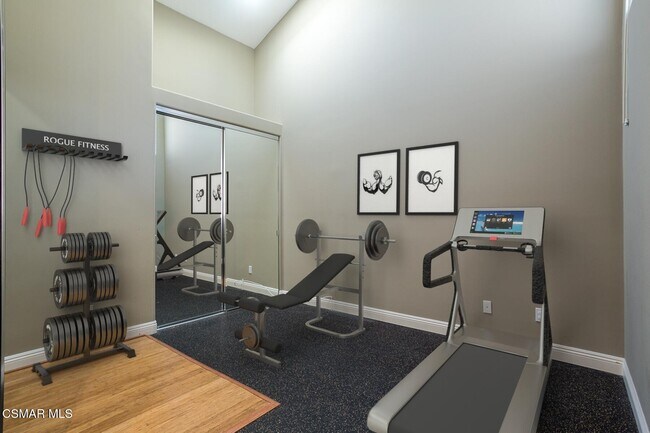 Building Photo - 3805 Mainsail Cir