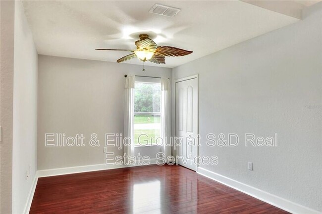 Building Photo - 6562 Evergreen Park Dr