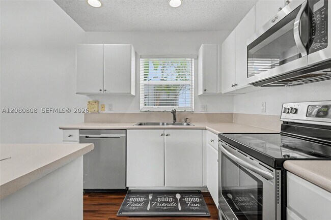 Building Photo - 9944 NW 19th Pl