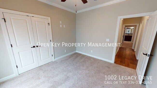 Building Photo - 1002 Legacy Dr