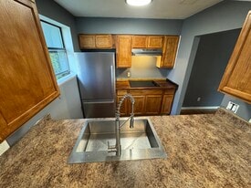 Building Photo - 1863 Nekoma Ct