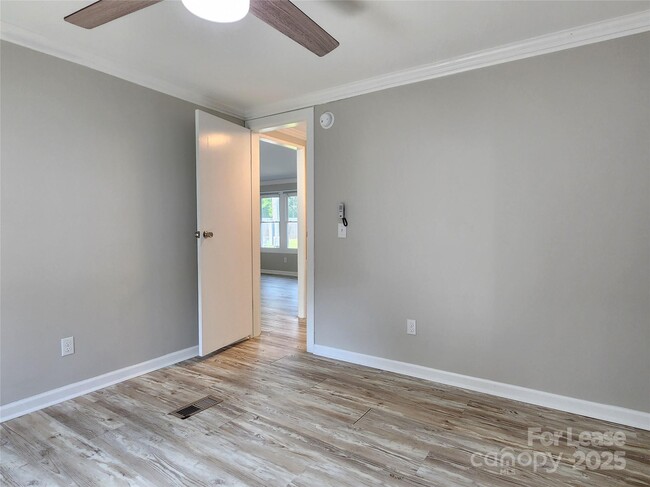 Building Photo - 11790 Troutman Rd