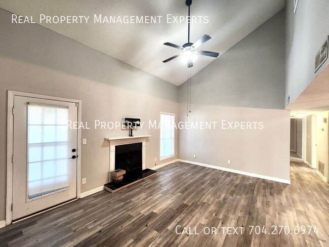 Building Photo - 6022 Winged Elm Ct