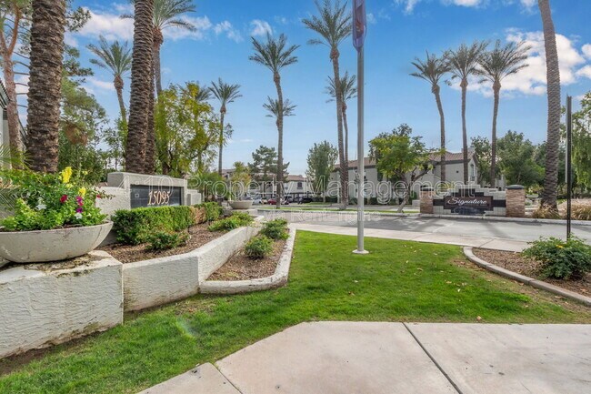 Building Photo - 15095 N Thompson Peak Pkwy