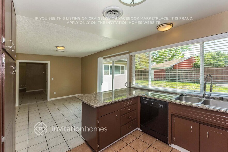 Building Photo - 3116 Bridgeford Dr
