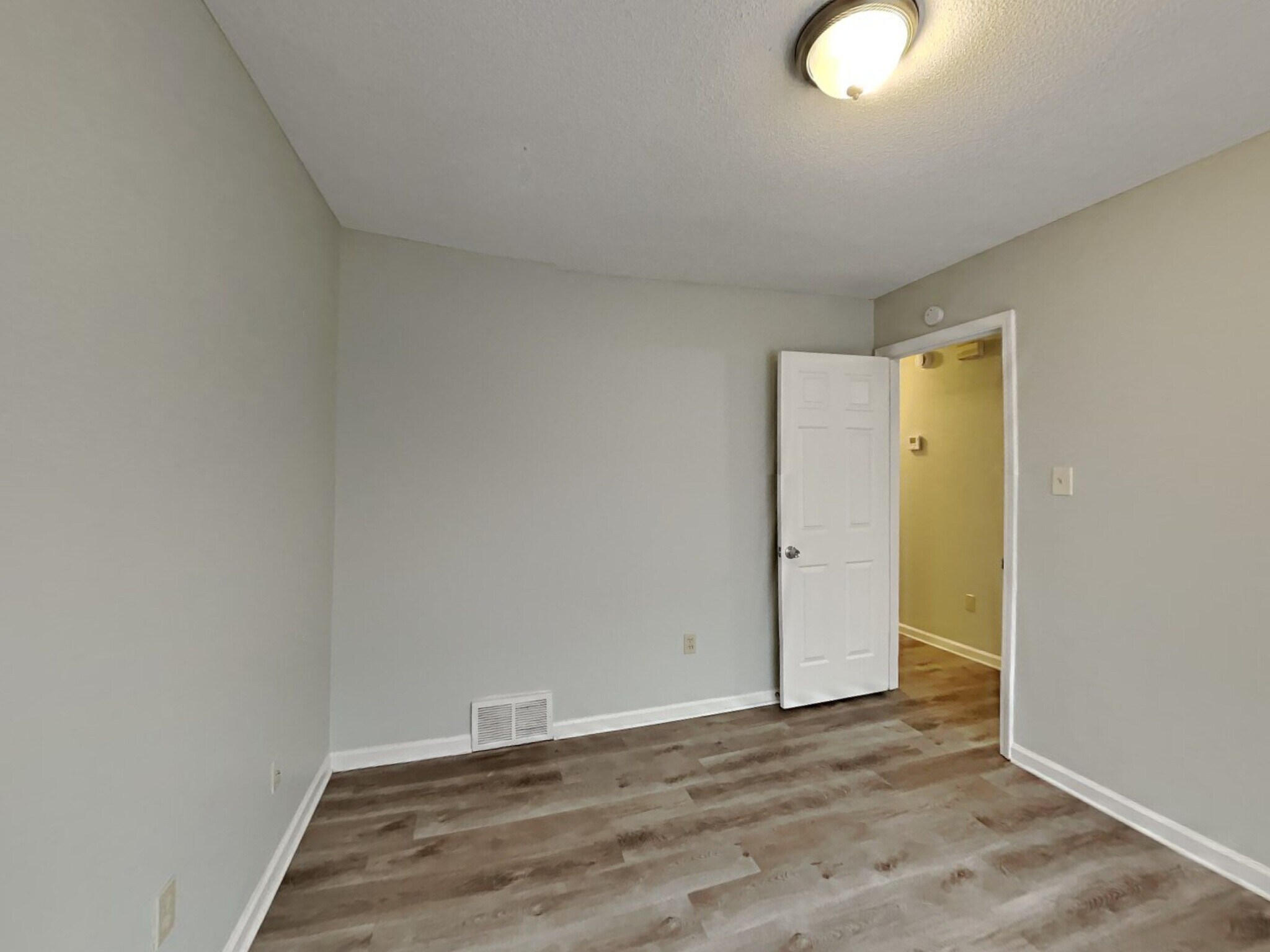 Building Photo - 4847 Gadwall Dr W