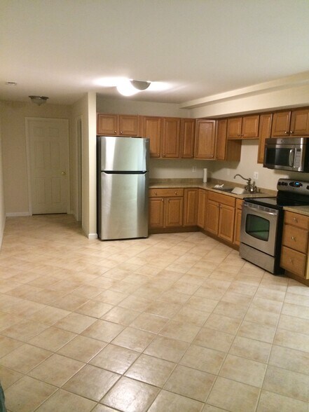 Building Photo - 35352 Gosling Ln