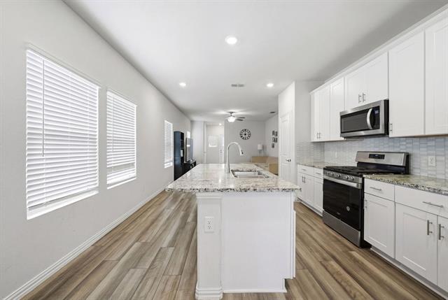 Building Photo - 224 Monarch Wy