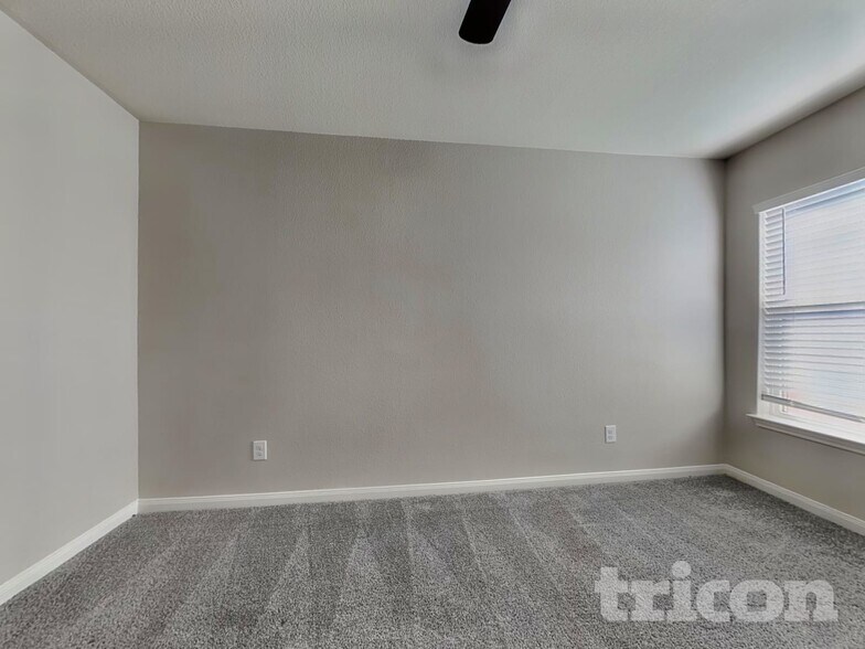 Building Photo - 1405 Breanna Ln