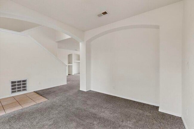 Building Photo - 9155 Ventana Azul Ave NW