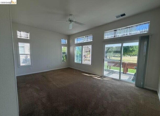 Building Photo - 170 Gala Ln