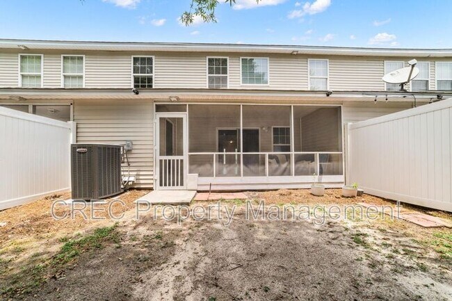 Building Photo - 2451 Scholar Ln