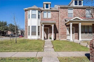 Building Photo - 2601 Tilden Dr