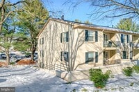 Building Photo - 5902 Surrey Hill Pl