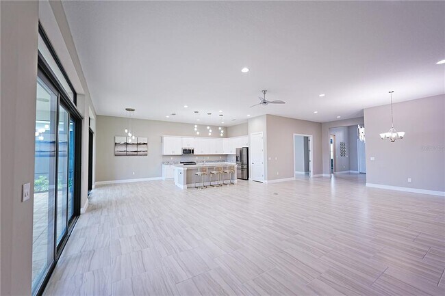 Building Photo - 9124 Bernini Pl