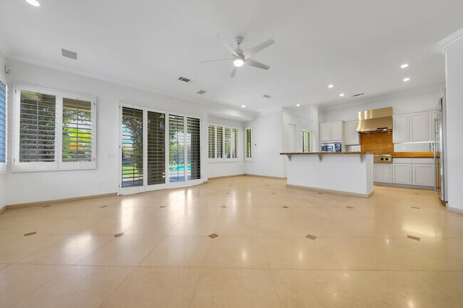 Building Photo - 75975 Gill Ct