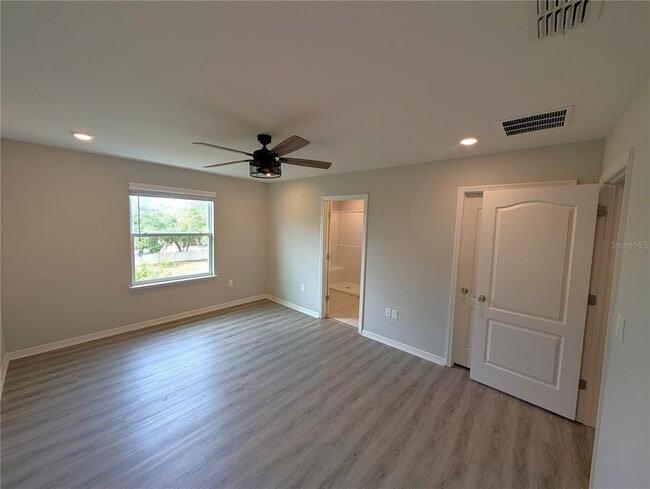 Building Photo - 4744 Spatter Dock St