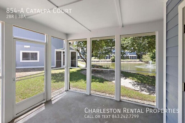 Building Photo - 854-A Catalpa Court-