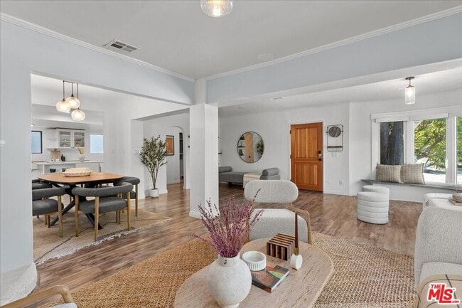 Building Photo - 4104 Saugus Ave