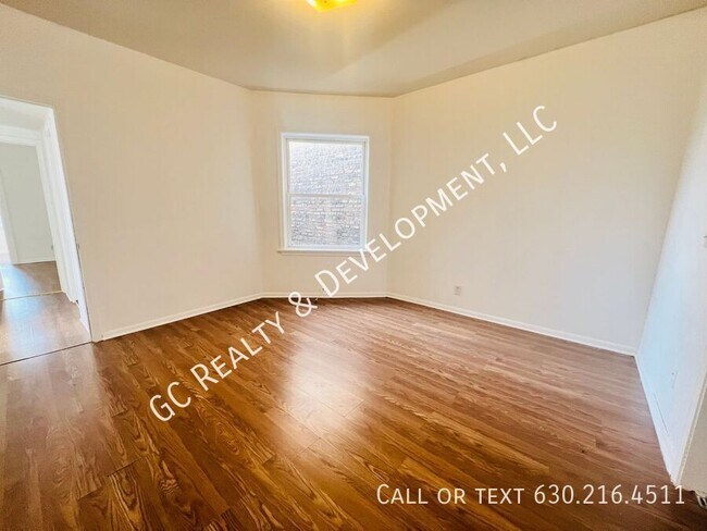 Building Photo - 6124 S Whipple St