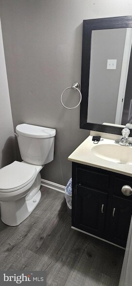 Building Photo - 6266 Ducketts Ln