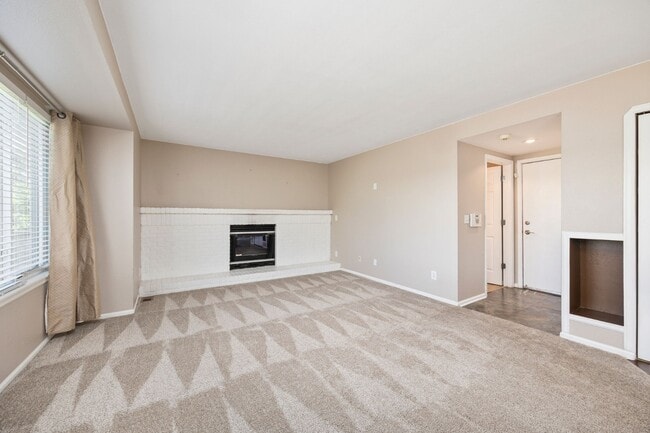 Building Photo - "COMING SOON" Spacious & Inviting Highland...