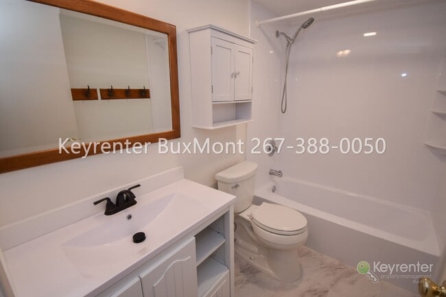 Building Photo - 2-Bed, 1.5-Bath Condo in Chatham Village of Towamencin