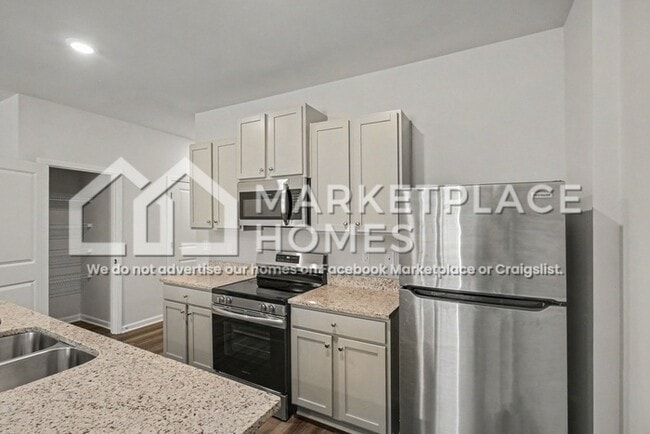 Building Photo - 280 Oakwood Dr NW