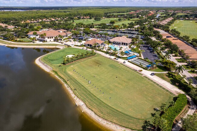 Building Photo - ** HERITAGE BAY ** 2 BED / 2 BATH - CONDO - GOLF MEMBERSHIP - ANNUAL OR SHORT TERM RENTAL