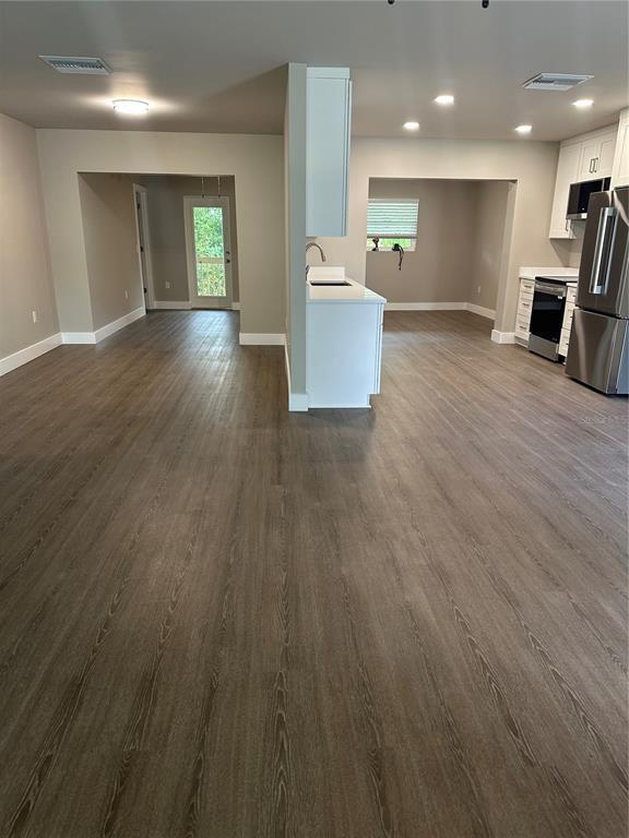 Building Photo - 1585 Jasmine Way