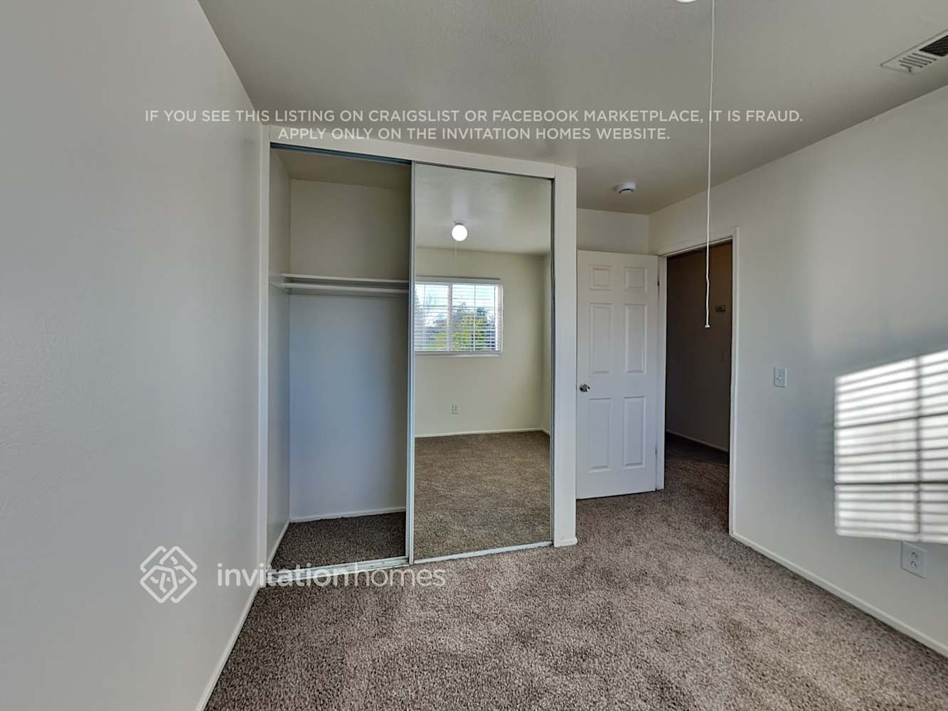 Building Photo - 525 Blue Wing Dr