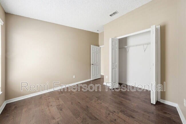 Building Photo - 2727 Mayer St