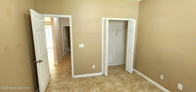 Building Photo - 3837 Mt Carmel Ln