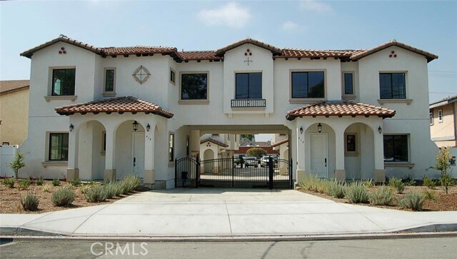Primary Photo - 425 W Duarte Rd
