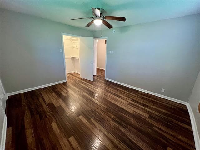 Building Photo - 300 W 4th St