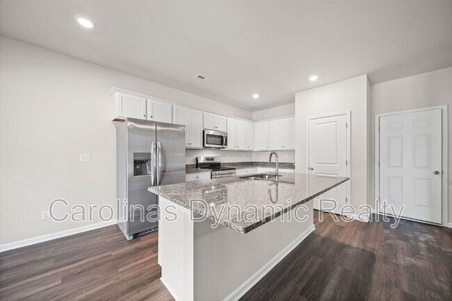 Building Photo - 3200 Polk and White Rd