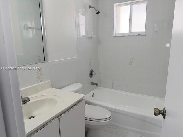 Building Photo - 3260 W 70th St