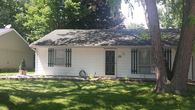 Building Photo - 2702 W Daniel St