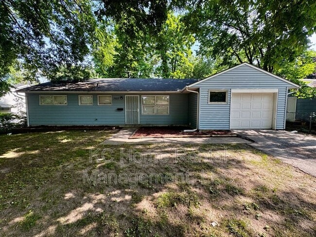 Primary Photo - 7507 E 108th St