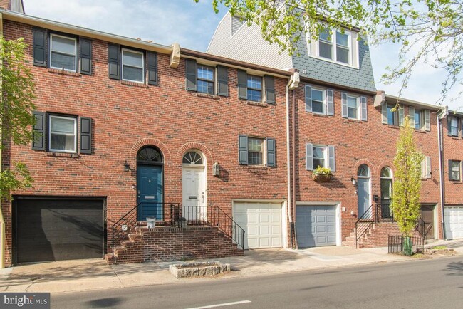 Building Photo - 815 Lombard St