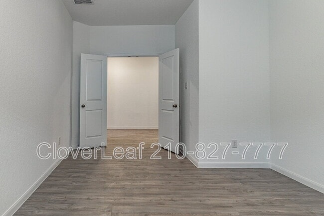 Building Photo - 6072 Companion Rd