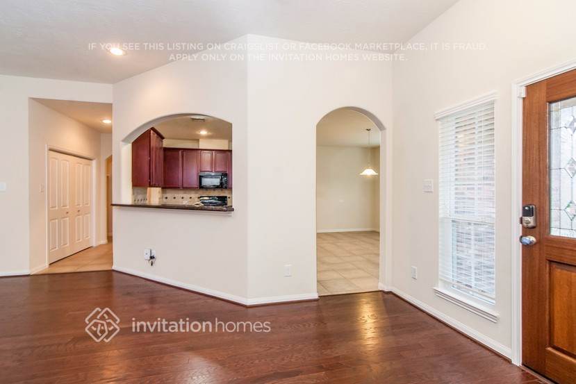 Building Photo - 3322 Rose Trace Dr