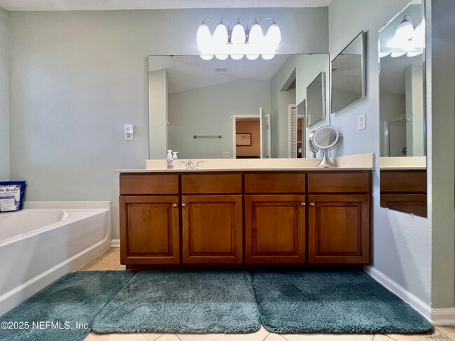Building Photo - 1607 Harvest Cove Dr